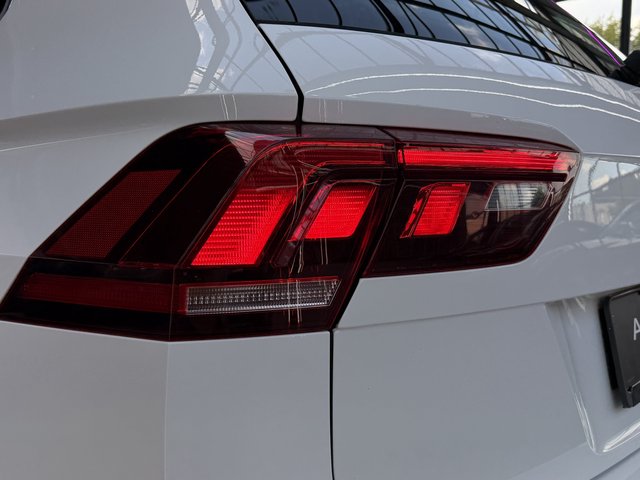 Volkswagen Tiguan Sound BMT ACC / Start-Stopp / LED / 4Motion - photo 7