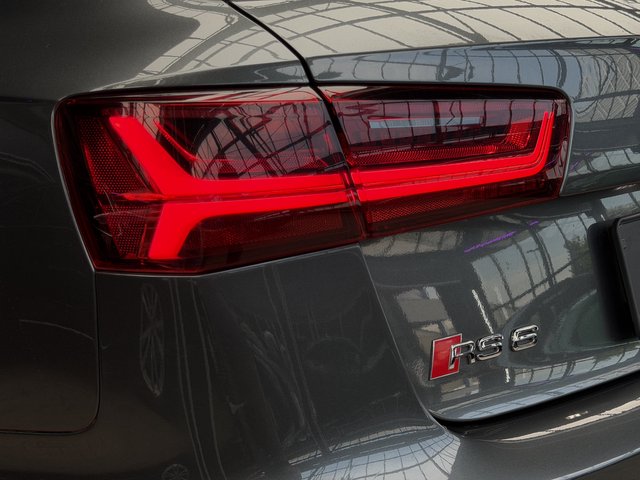 Audi RS6 4,0TFSI Quattro MATRIX / HUD / 360° CAM / 4.0 TFSI quattro - bilder 9