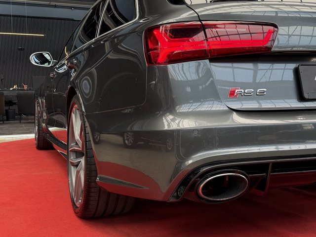 Audi RS6 4,0TFSI Quattro MATRIX / HUD / 360° CAM / 4.0 TFSI quattro - bilder 8