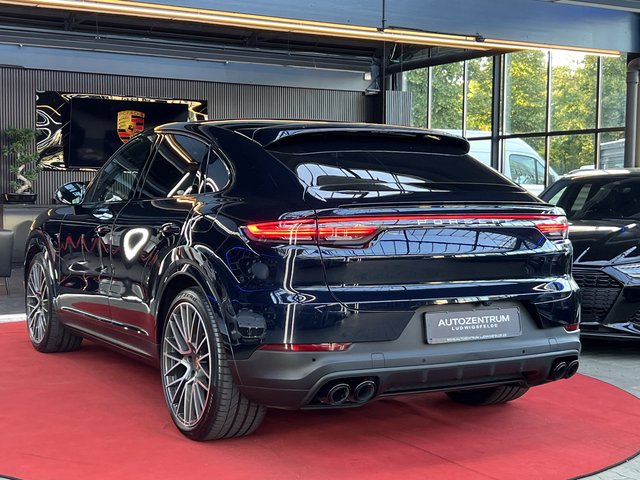 Porsche Cayenne Coupe E-Hybrid / CHRONO / ACC / PANO / LED / BOSE - photo 6