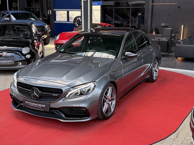 Mercedes-Benz Mercedes C63 AMG Drive Control/Spurhalter/Head-up-Display/Distronic - bilder 4