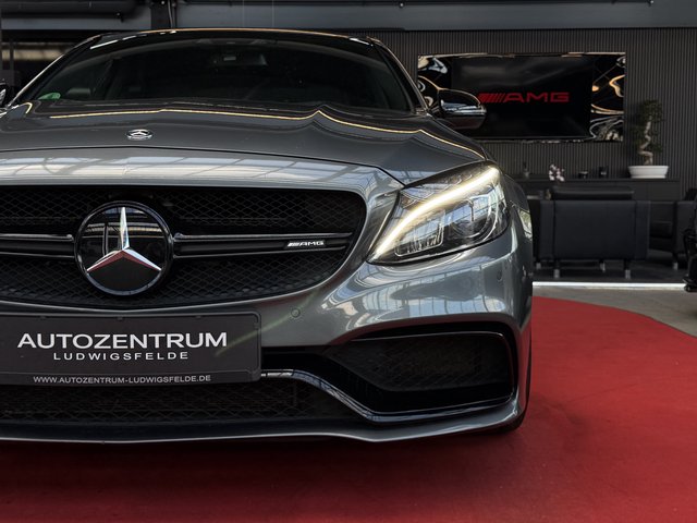 Mercedes-Benz Mercedes C63 AMG Drive Control/Spurhalter/Head-up-Display/Distronic - bilder 10