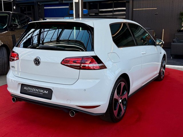 Volkswagen Golf VII Lim. GTI BMT SHZ/TEMP/PDC/MFL/BT - foto 7