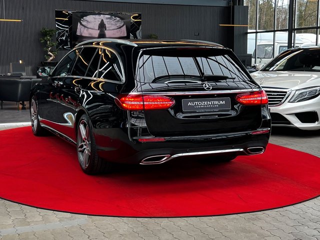 Mercedes-Benz E 400T-Modell AMG-LINE LED/4-MATIC/NAVI - photo 5