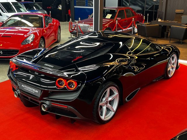 Ferrari F8 Tributo Nero Daytona CARBON/LIFT/ - foto 10