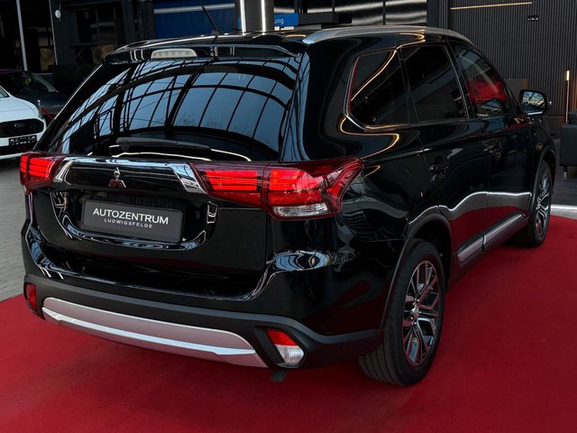 Mitsubishi Outlander Plus 2,2DI-D LED/TEMP/KAM/SHZ/ - foto 6