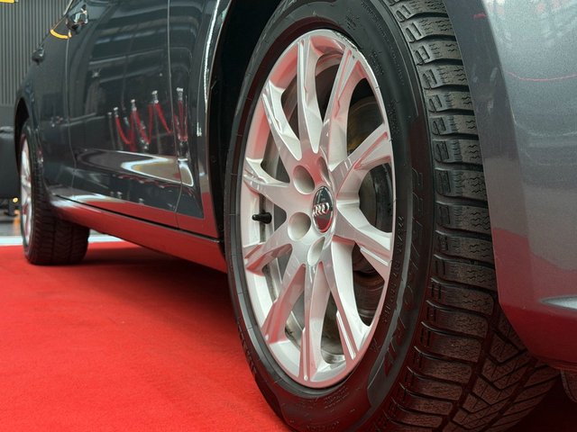 Audi A4 Avant 1,4 TFSI PDC/TEMPO/SHZ/START/STOP - foto 9