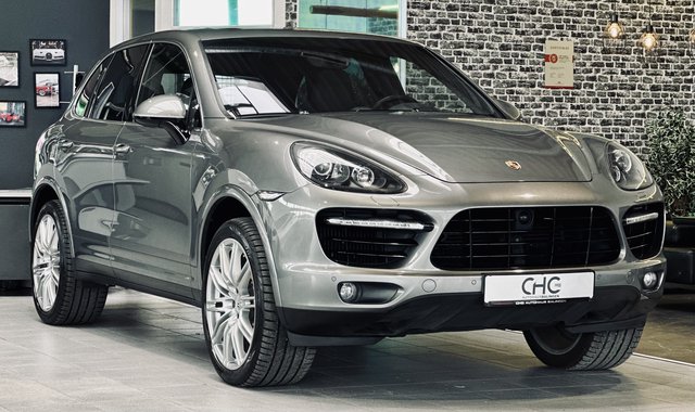 Porsche Cayenne Turbo S Prosche Scheckheft|Approved|PANO|STHZ|KAMERA|CARBON|ACC Gebrauchtwagen Kaufen | EZ 02/2013 | Preis 34.990 €