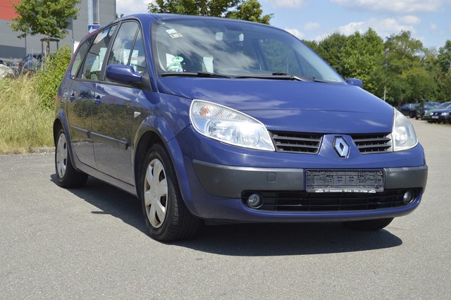 Renault Scenic II Grand Avantage  Klimaautomatik Pano-Dach Gebrauchtwagen Kaufen | EZ 03/2006 | Preis 700 €