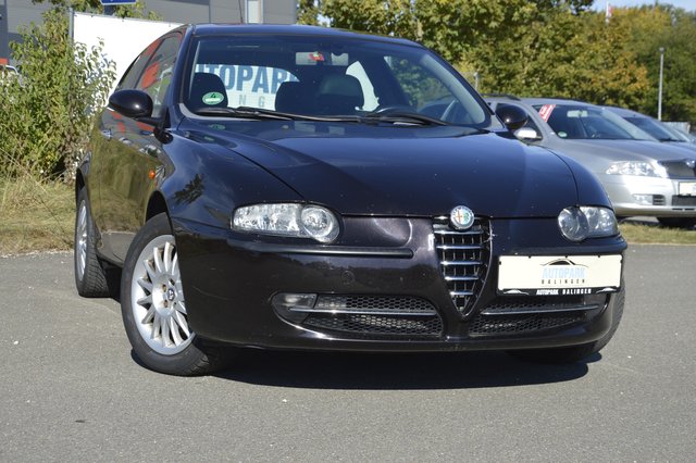 Alfa Romeo Alfa 147 1.6 TS ECO 16V Impression  Sitzheizung Klima Gebrauchtwagen Kaufen | EZ 05/2001 | Preis 990 €