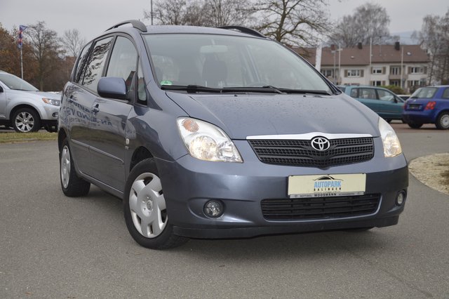 Toyota Corolla Verso 1.6 Linea Sol  8-fach Klimaautomatik Gebrauchtwagen Kaufen | EZ 05/2003 | Preis 1.990 €