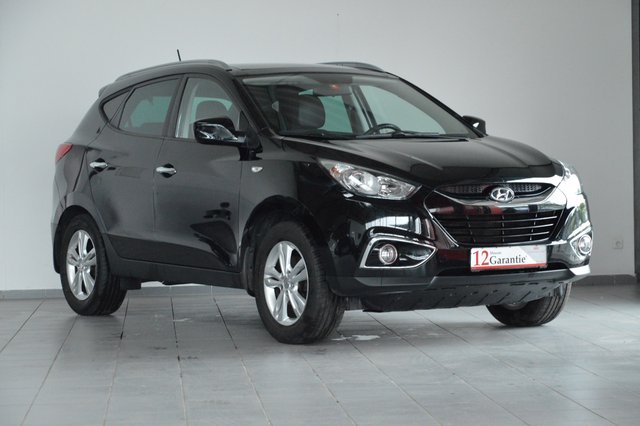 Hyundai ix35 2.0 2WD Automatik Style 1.Hand|4xSHZ|PANO|NAVI Gebrauchtwagen Kaufen | EZ 09/2012 | Preis 9.990 €
