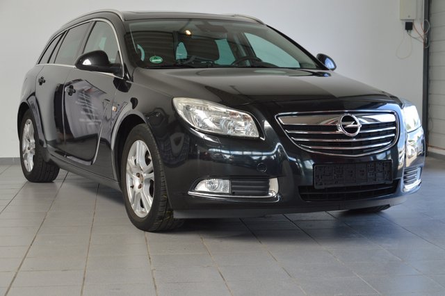 Opel Insignia A Sports Tourer Edition |SHZ|NAVI|PANO Gebrauchtwagen Kaufen | EZ 05/2010 | Preis 5.200 €
