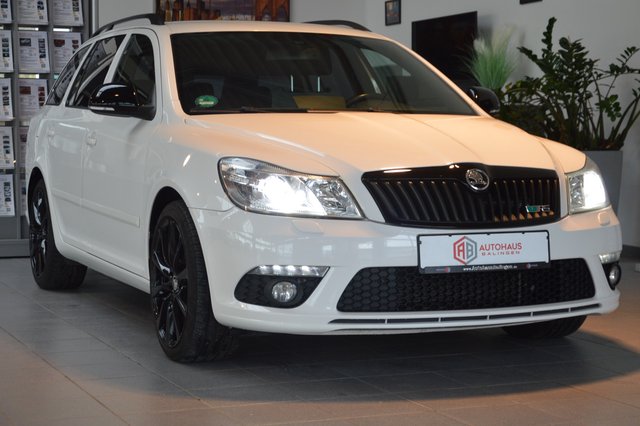 Skoda Octavia Combi RS |NAVI|SHZ|PDC|XENON Gebrauchtwagen Kaufen | EZ 11/2011 | Preis 8.800 €