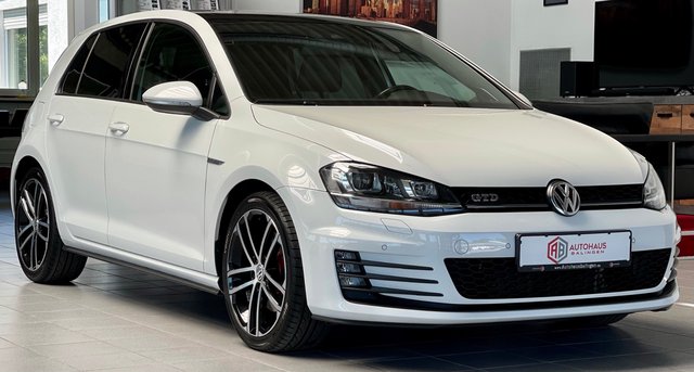 Volkswagen Golf VII GTD BMT DSG |PANO|DYNAUDIO|KEYLESS|LEDER Gebrauchtwagen Kaufen | EZ 04/2016 | Preis 20.990 €