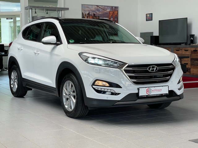 Hyundai TUCSON Blue Style |KAMERA|4xSHZ|PANO|NAVI|AHK Gebrauchtwagen Kaufen | EZ 02/2016 | Preis 15.990 €