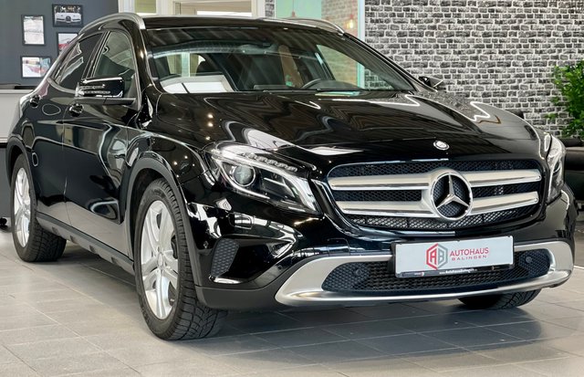 Mercedes-Benz GLA 250 4MATIC |Bi-XEN|SHZ|AHK|NAVI|PDC|MFL|TEMP. Gebrauchtwagen Kaufen | EZ 10/2014 | Preis 24.990 €