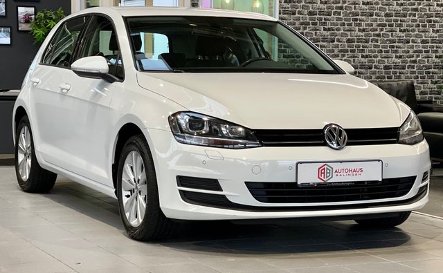 Volkswagen Golf VII Comfortline |Bi-XENON|SHZ|NAVI|PDC|TEMPOMAT Gebrauchtwagen Kaufen | EZ 10/2017 | Preis 14.990 €
