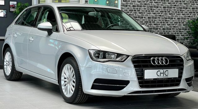 Audi A3 Sportback Ambiente|1.HAND|SHZ|PDC|TEMPOMAT| Gebrauchtwagen Kaufen | EZ 07/2013 | Preis 15.990 €