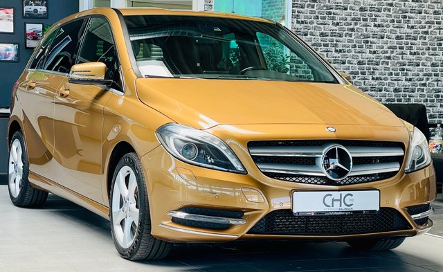 Mercedes-Benz B 200 7G-DCT Sportpaket KAMERA|Bi-XEN.|ACC|SPUR |SHZ Gebrauchtwagen Kaufen | EZ 11/2012 | Preis 13.990 €
