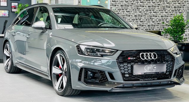 Audi RS4 Avant Individual HUP|B&O|RS-ABGAS|PANO|CARBON|MATRIX Gebrauchtwagen Kaufen | EZ 10/2018 | Preis 57.596 €