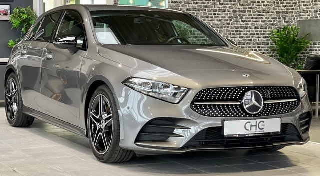 Mercedes-Benz A 200 AMG Line 1HD|360 |NIGHT|NAVI|SHZ|FAHRASSIST Gebrauchtwagen Kaufen | EZ 11/2018 | Preis 27.990 €