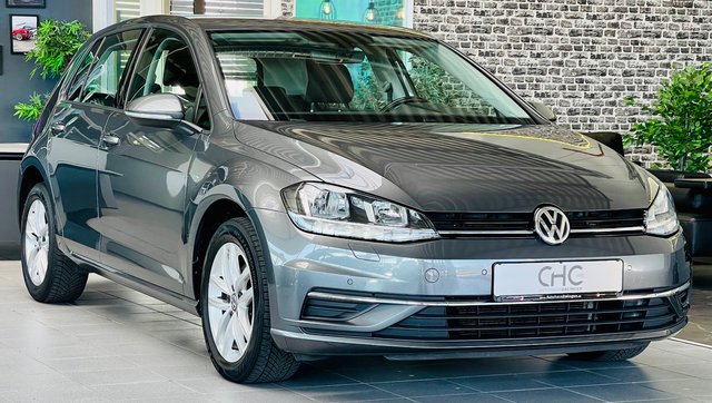 Volkswagen Golf VII Comfortline BMT 1.HAND|SHZ|PDC|MFL| Gebrauchtwagen Kaufen | EZ 07/2017 | Preis 13.990 €