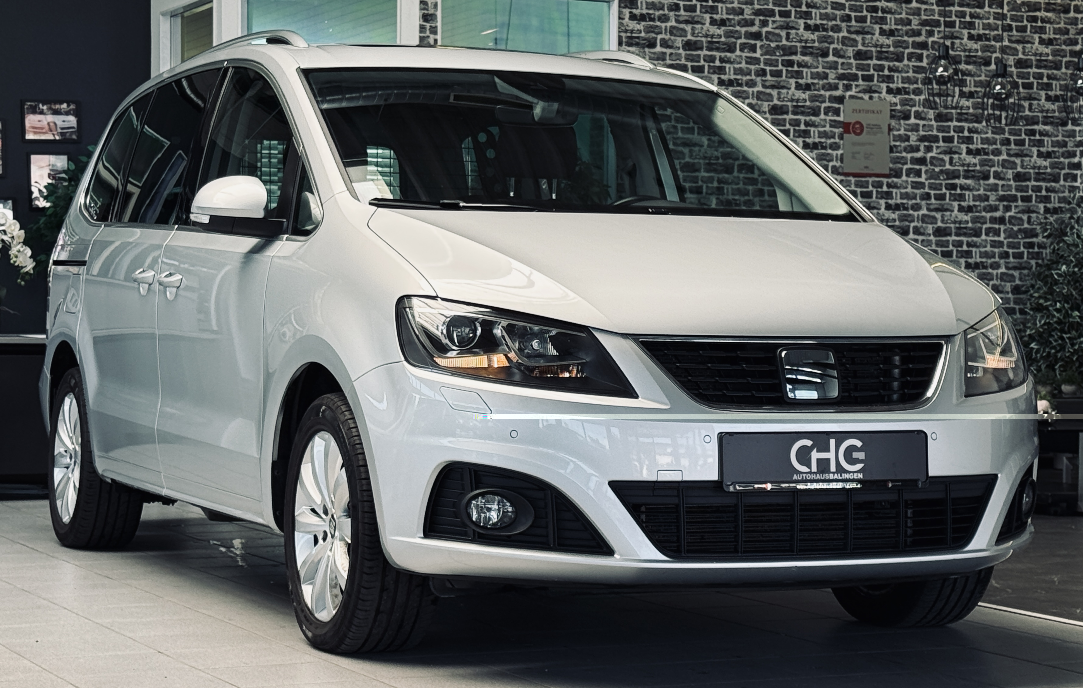 SEAT Alhambra Style 1.HD|STHZ+SHZ|NAVI|ACC|KAMERA|DCC Gebrauchtwagen Kaufen | EZ 09/2020 | Preis 28.890 €