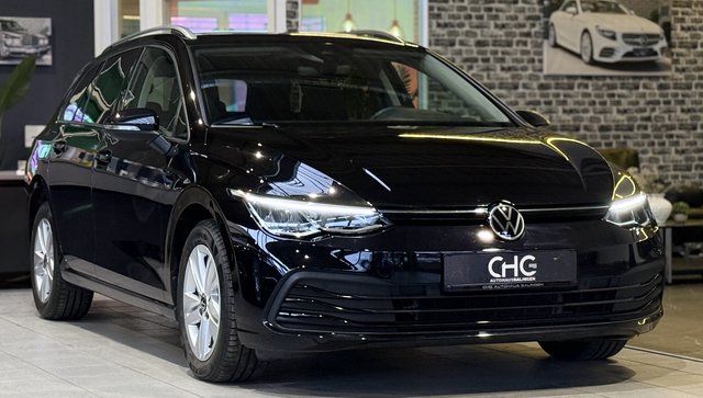 Volkswagen Golf VIII Variant ACC|PANO|KAMERA|NAVI|SHZ|LED Gebrauchtwagen Kaufen | EZ 02/2021 | Preis 19.990 €
