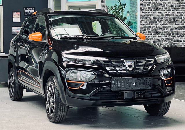 Dacia Spring Electric Comfort Plus|KAMERA|CCS|NAVI| Gebrauchtwagen Kaufen | EZ 07/2022 | Preis 13.990 €