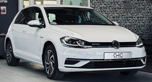 Volkswagen Golf VII Sound BlueMotion TGI|AHK|NAVI|ACC|SHZ| Gebrauchtwagen Kaufen | EZ 02/2018 | Preis 13.990 €