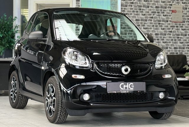 smart fortwo coupe PANO|SHZ|TEMPOMAT Gebrauchtwagen Kaufen | EZ 10/2017 | Preis 12.490 €