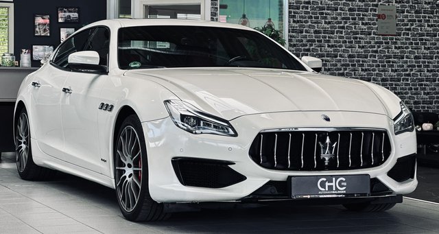 Maserati Quattroporte SQ4 SOFTCL|H&K|360°|CARPLAY|CARBON| Gebrauchtwagen Kaufen | EZ 02/2018 | Preis 39.990 €