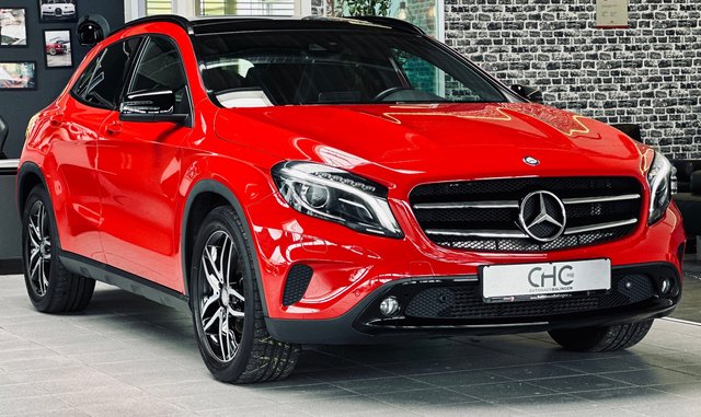 Mercedes-Benz GLA 180 PANO|KAMERA|NAVI|Bi-XENON|MEMORY Gebrauchtwagen Kaufen | EZ 06/2016 | Preis 23.500 €