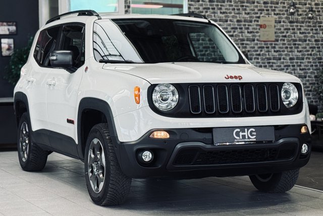 Jeep Renegade Trailhawk 4WD KAMERA|NAVI|AHK|PDC Gebrauchtwagen Kaufen | EZ 03/2016 | Preis 9.999 €