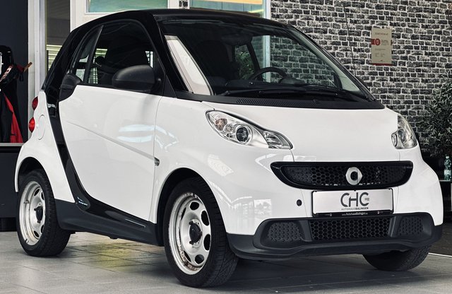 Smart fortwo coupe Micro Hybrid Drive 45kW Gebrauchtwagen Kaufen | EZ 12/2014 | Preis 5.890 €