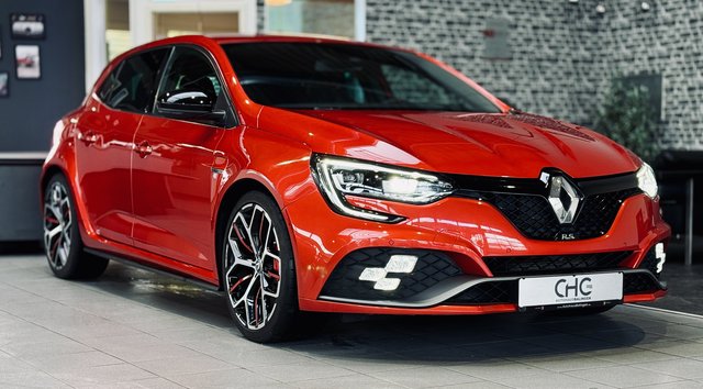 Renault Megane IV 5-trg. R.S. Trophy|SCHALE.|HUD|BOSE|NAVI Gebrauchtwagen Kaufen | EZ 07/2019 | Preis 26.690 €