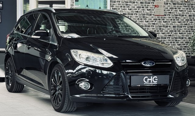 Ford Focus Turnier Titanium|AHK|NAVI|SHZ|LEDER|PDC|SPUR Gebrauchtwagen Kaufen | EZ 05/2012 | Preis 5.890 €