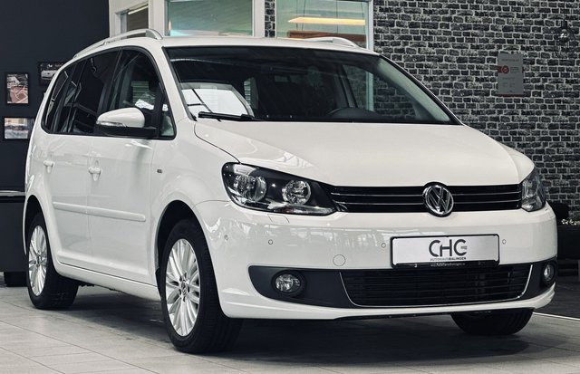 Volkswagen Touran Cup NAVI|STHZ+SHZ|PDC|MFL|TEMPOMAT|2.HD Gebrauchtwagen Kaufen | EZ 10/2014 | Preis 11.900 €