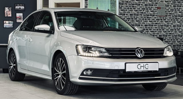 Volkswagen Jetta VI XENON|SHZ|PDC|NAVI|DSG| Gebrauchtwagen Kaufen | EZ 03/2015 | Preis 11.990 €