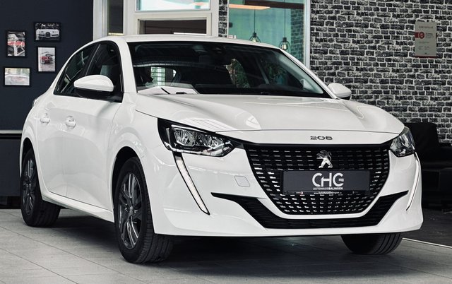 Peugeot 208 Like CARPLAY|PDC|NAVITEMPOMAT| Gebrauchtwagen Kaufen | EZ 08/2021 | Preis 12.490 €