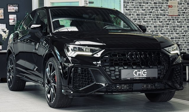 Audi RS Q3 Sportback MATRIX|AHK|360°|ACC|B&O|RS-Sitze Gebrauchtwagen Kaufen | EZ 10/2020 | Preis 59.990 €