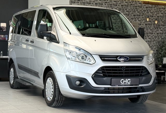 Ford Transit Custom Nugget 300 L1 Motorcaravan|AHK 8-SITZER Gebrauchtwagen Kaufen | EZ 12/2015 | Preis 16.890 €