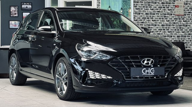 Hyundai i30 Trend Mild-Hybrid CARPLAY|SHZ|LHZ|KAMERA|ACC Gebrauchtwagen Kaufen | EZ 07/2023 | Preis 14.490 €