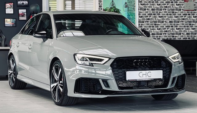 Audi RS3 2.5 TFSI quattro B&O|MATRIX|RS-SITZ.|KAMERA|ACC Gebrauchtwagen Kaufen | EZ 08/2019 | Preis 42.990 €