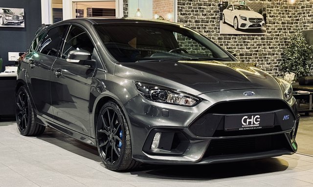Ford Focus RS 1.Hand|SYNC 3|Schiebedach|Brembo| Gebrauchtwagen Kaufen | EZ 05/2017 | Preis 31.490 €