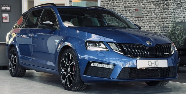 Skoda Octavia Combi RS 60 4x4 |Pano|ACC|RS-Sitze|STHZG| Gebrauchtwagen Kaufen | EZ 02/2020 | Preis 25.990 €