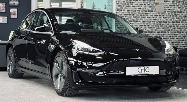 Tesla Model 3 Long Range Dual AWD AHK Gebrauchtwagen Kaufen | EZ 12/2019 | Preis 21.490 €