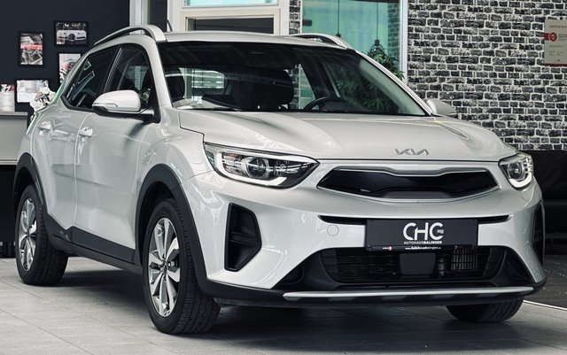 Kia Stonic Vision CARPLAY|SHZ|LHZ|EP-HILFE|TEMP|SPUR Gebrauchtwagen Kaufen | EZ 03/2022 | Preis 14.990 €