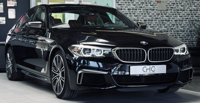 BMW M550d xDrive AERO|HARMANK.|KAMERA|NAVI|4xSHZ|LEDER Gebrauchtwagen Kaufen | EZ 01/2020 | Preis 41.990 €